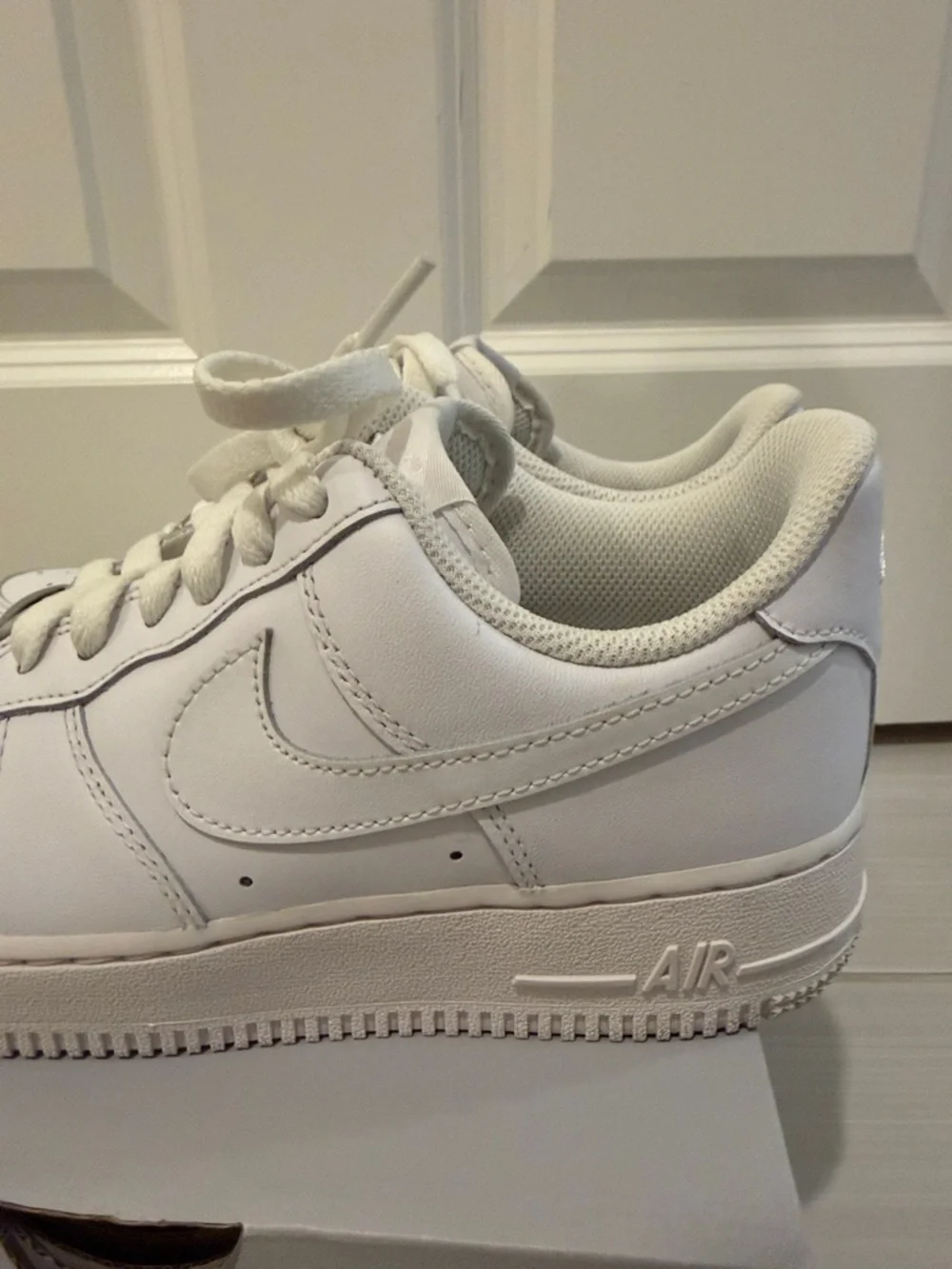 Nike women’s AF1 Air Force ones ‘07 - Picture 5 of 15
